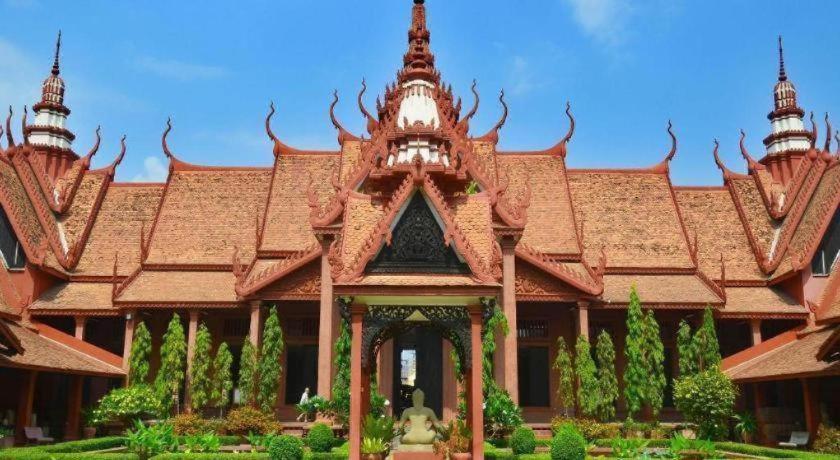 Essence Hotel-Phnom Penh Exterior foto